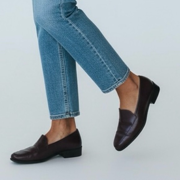 Etienne Aigner Shoes - Etienne Aigner Burgundy Townsend Loafer Size 6M